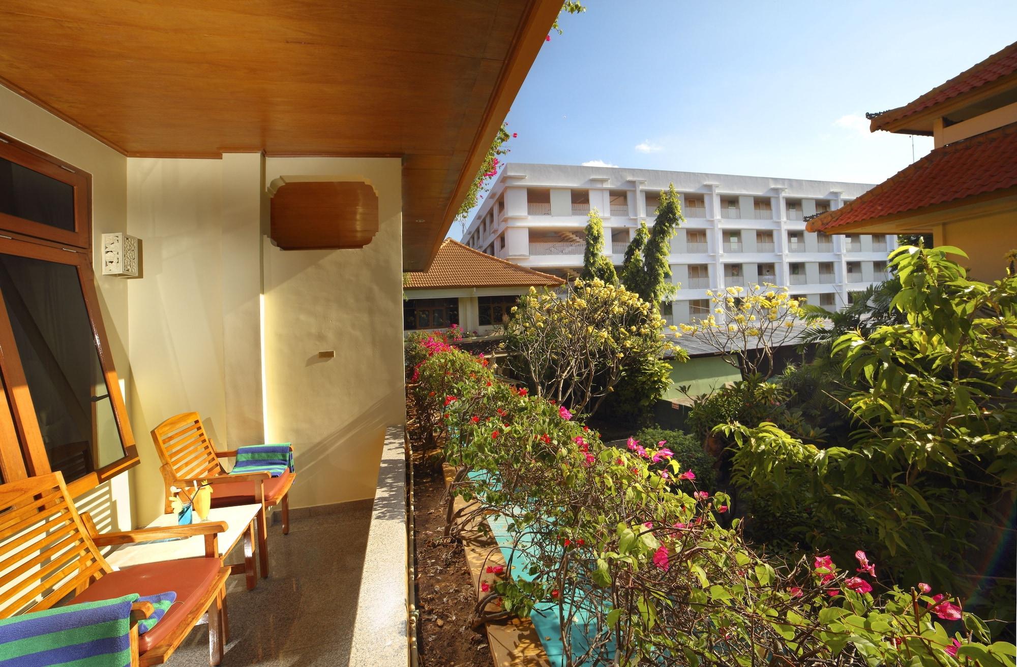 Febri'S Hotel & Spa Kuta Lombok Exterior foto