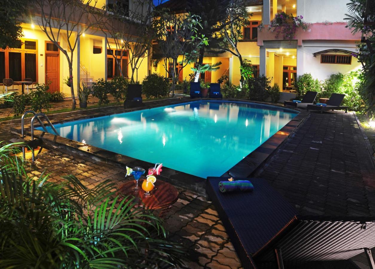 Febri'S Hotel & Spa Kuta Lombok Exterior foto